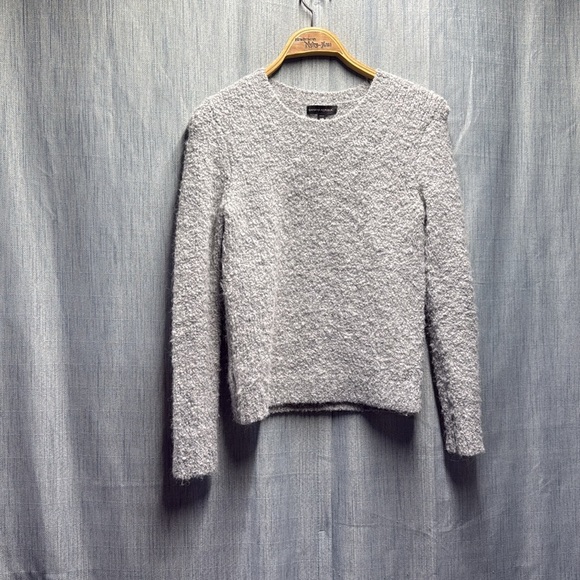Banana republic Light Gray Crewneck Sweater size extra small - Picture 2 of 8